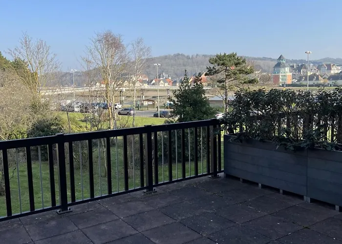 3 Pieces Avec Terrasses Et Vue - Parking Inclus - Fr-1-487-349 *